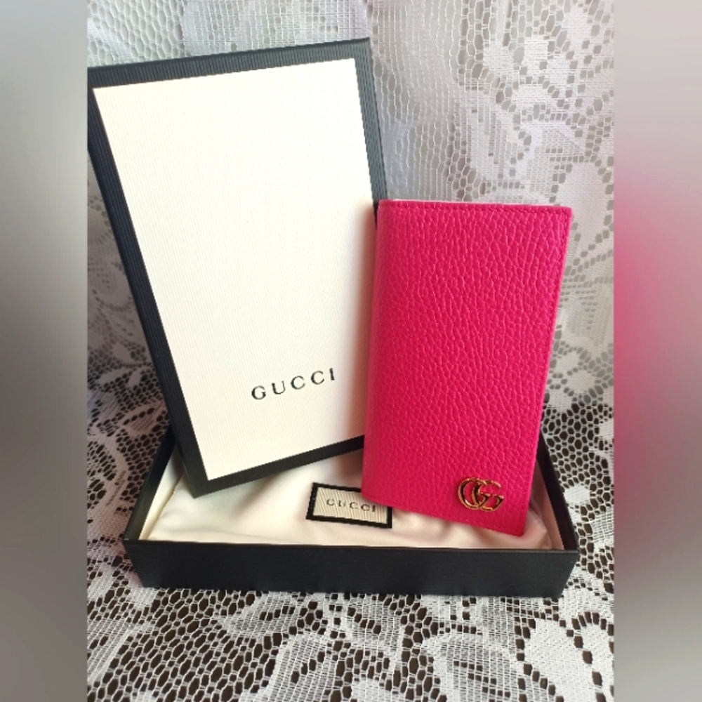Gucci Pink Bifold Wallet Phone Card Holder Wallet Iphone 7/8